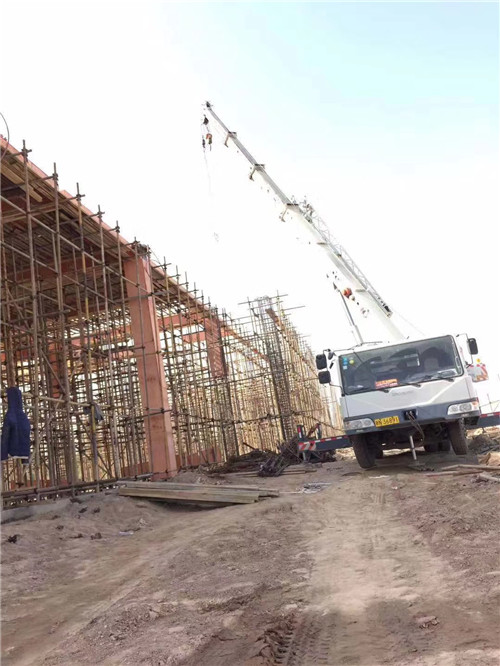 石楼县25 吨、50 吨吊车怎么选？多大重量 / 半径适合对应车型？